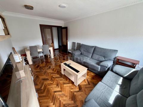 Piso para estudiantes junto a calle Toro